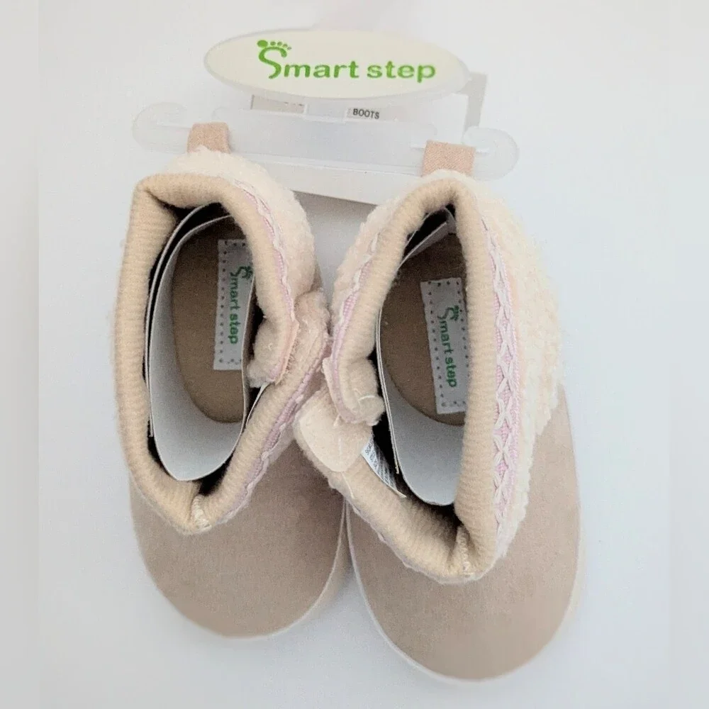 NWT Baby (Size 4) Booties/Boots/Slippers/Moccasins w/Velcro For Easy On/Off